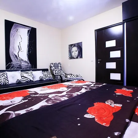 Deluxe Art Maisonettes In Panoramic Roof Complex Apartment