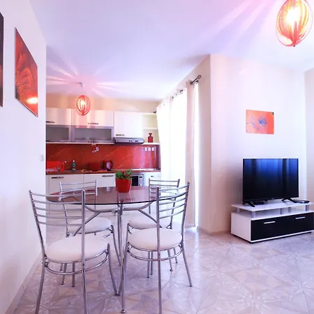 Deluxe Art Maisonettes In Panoramic Roof Complex * Balchik